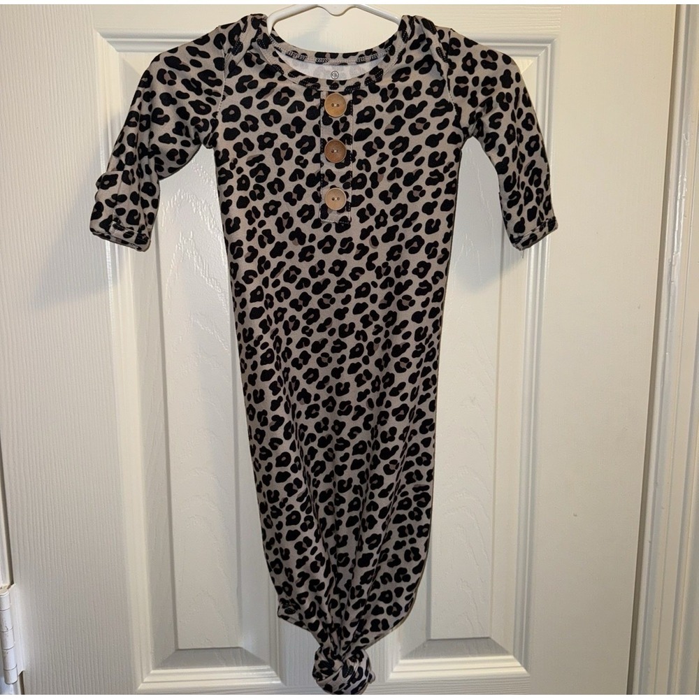 Caden Lane Leopard Cheetah Anima Baby Gown 0-3M Long Sleeve Button Closure